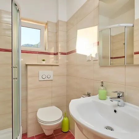 Baro Apartment *